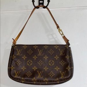 Authentic Louis Vuitton shoulder bag